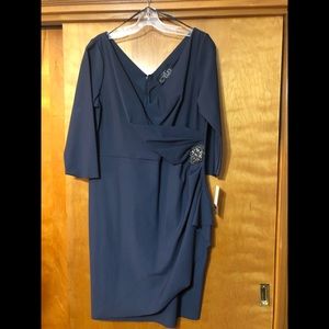 BNWT Alex Evenings dress